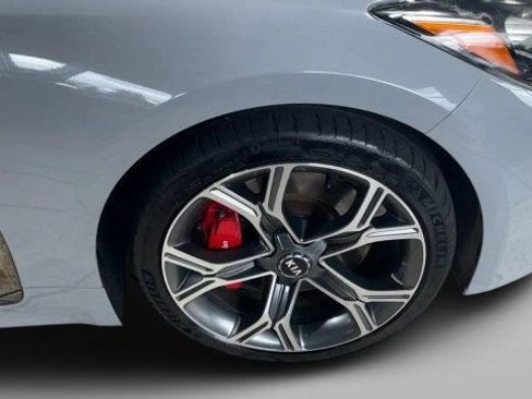 Used 2019 Kia Stinger GT1 image 21