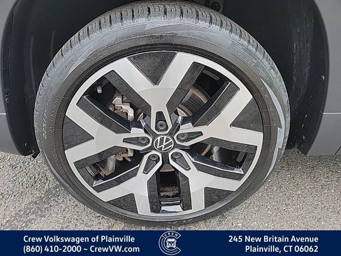 Certified 2023 Volkswagen Taos SEL AWD/4WD image 17