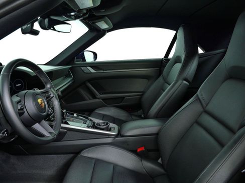 Used 2023 Porsche 911 Carrera RWD image 5