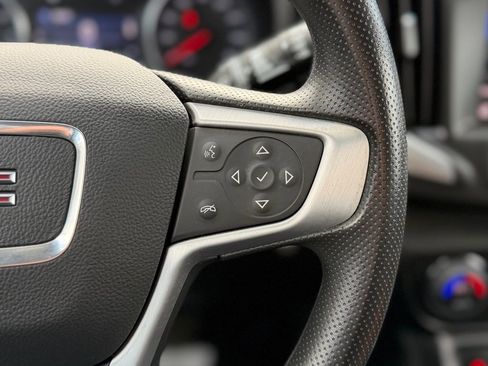 Used 2021 GMC Terrain SLE w/ Driver Convenience Package image 7