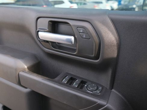 Used 2021 Chevrolet Silverado 1500 Custom image 10