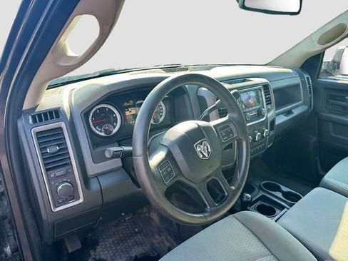 Used 2014 RAM 2500 Tradesman w/ Chrome Appearance Group AWD/4WD image 10