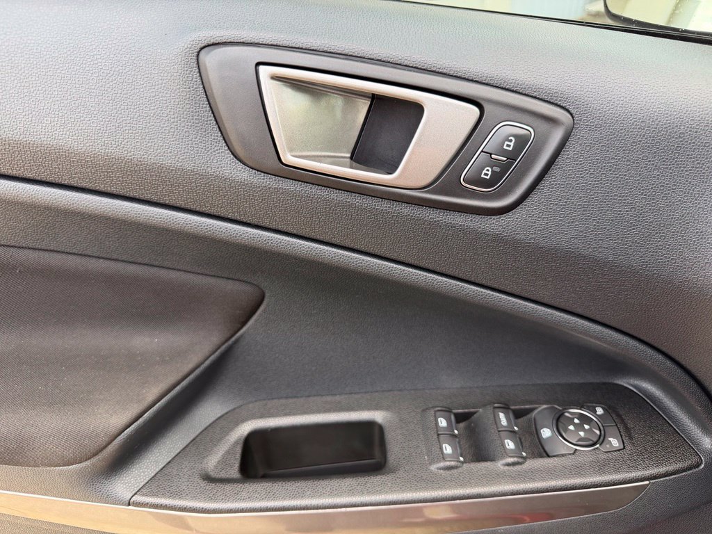 Used 2021 Ford EcoSport SE FWD image 19