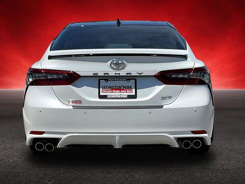Used 2023 Toyota Camry XSE w/ Navigation Package FWD image 6