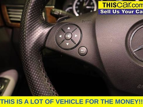 Used 2011 Mercedes-Benz E 550 4MATIC Sedan image 12