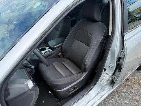 Used 2023 Nissan Altima 2.5 SV AWD/4WD image 7