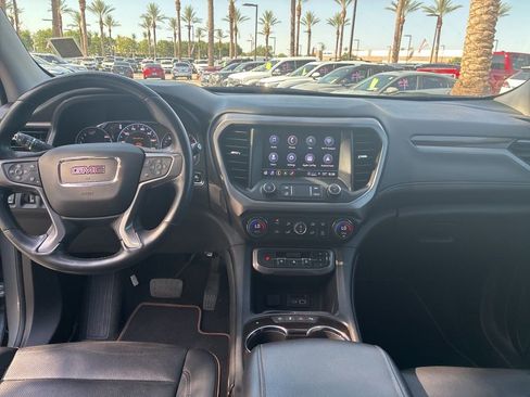 Used 2022 GMC Acadia AT4 w/ Technology Package AWD/4WD image 9