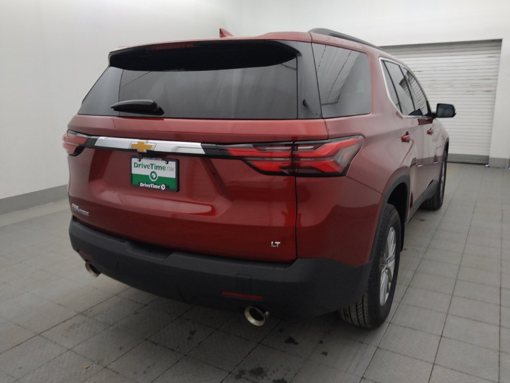 Used 2023 Chevrolet Traverse LT FWD image 9