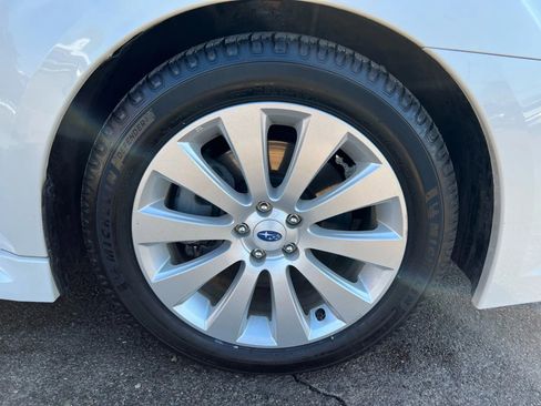 Used 2012 Subaru Legacy 3.6R Limited image 10