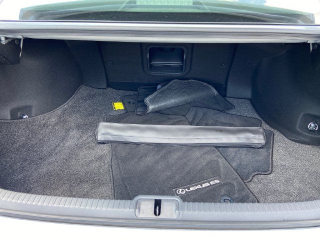 Certified 2024 Lexus ES 350 w/ Premium Package FWD image 29