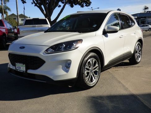 Used 2022 Ford Escape SEL w/ Technology Package image 7