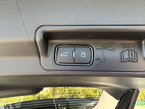 New 2026 Ford Explorer Active image 33