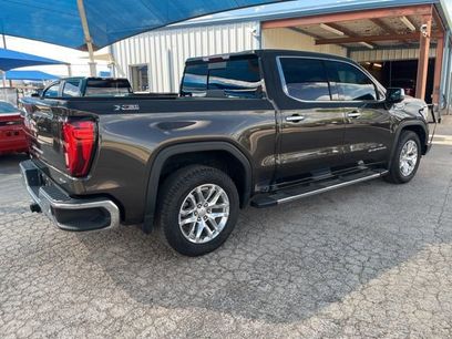 Used 2021 GMC Sierra 1500 SLT