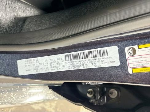Used 2020 RAM 1500 Big Horn AWD/4WD image 30
