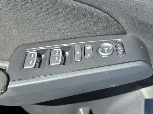 Used 2023 Honda Civic LX image 25