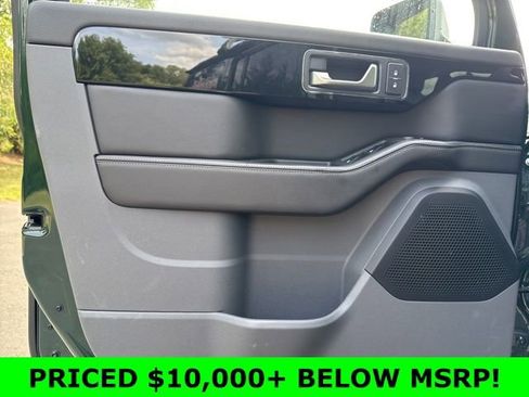 Used 2024 INEOS Grenadier Fieldmaster Edition image 25