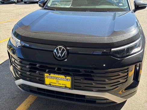 New 2026 Volkswagen Tiguan SE AWD/4WD image 1