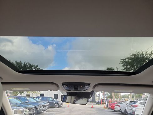 Used 2022 Kia Sorento EX w/ Panoramic Sunroof Package FWD image 20
