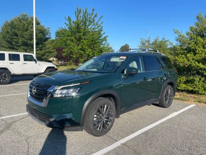 Used 2025 Nissan Pathfinder SL w/ SL Premium Package