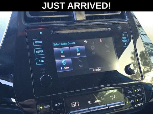 Used 2019 Toyota Prius LE FWD image 16