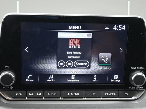Certified 2023 Nissan Rogue SV FWD image 14