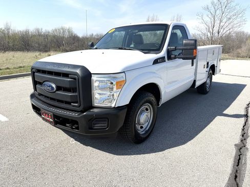 Used 2012 Ford F250 XL w/ PWR Equipment Group image 3