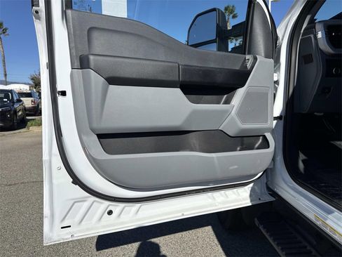 New 2025 Ford F550 2WD Regular Cab Super Duty image 11
