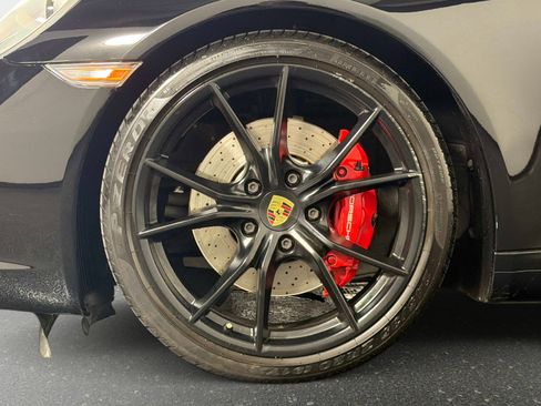 Used 2018 Porsche 911 Carrera S RWD image 11