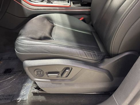 Used 2020 Audi Q8 Premium Plus w/ Premium Plus Package image 14