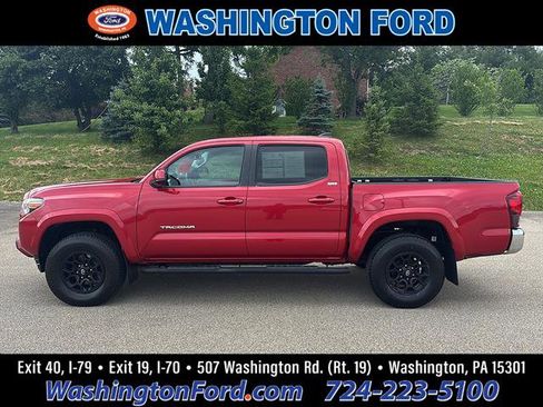 Used 2021 Toyota Tacoma SR5 AWD/4WD image 1