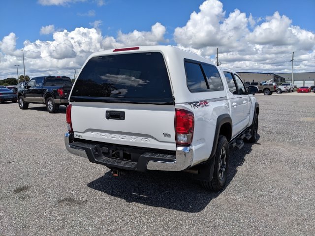 Used 2016 Toyota Tacoma TRD Off-Road w/ Towing Package AWD/4WD image 4