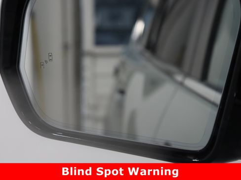 Used 2025 Toyota Sequoia SR5 image 23