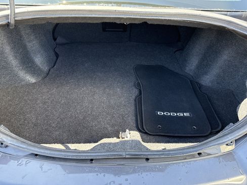 Used 2014 Dodge Avenger SE w/ Blacktop Package FWD image 5