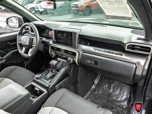 Used 2025 Toyota Tacoma PreRunner w/ TRD Prerunner Upgrade Package image 24