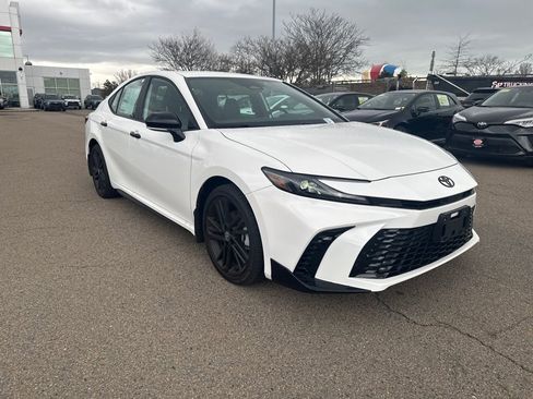 New 2026 Toyota Camry Hybrid w/ Convenience Package AWD/4WD image 8