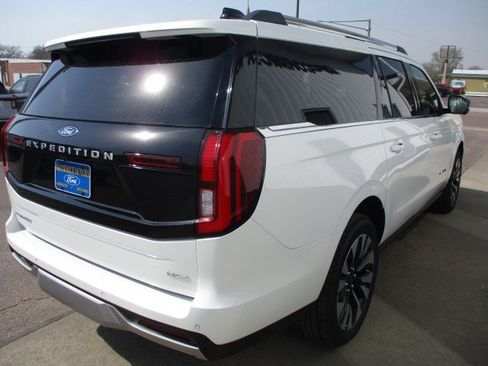 New 2026 Ford Expedition Max Platinum AWD/4WD image 5