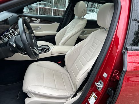 Used 2020 Mercedes-Benz E 450 4MATIC Wagon image 23