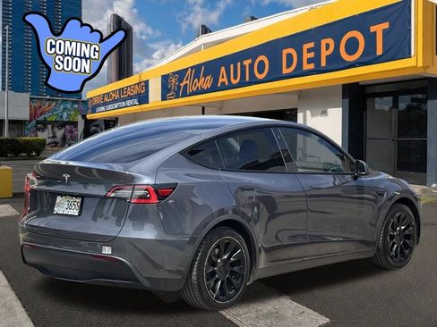 Used 2021 Tesla Model Y 2WD image 5