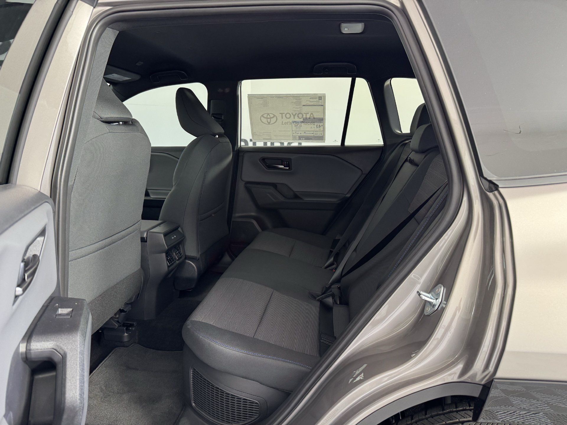 New 2026 Toyota RAV4 SE FWD image 6
