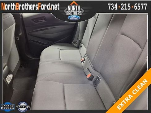 Used 2023 Toyota Corolla LE image 5