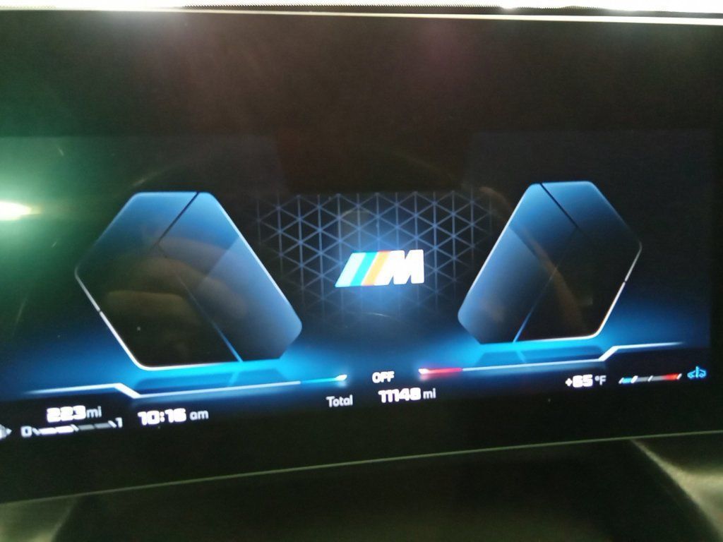 Used 2024 BMW X1 M35i w/ Shadowloine Package AWD/4WD image 20