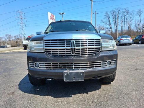 Used 2007 Lincoln Navigator 4WD image 2