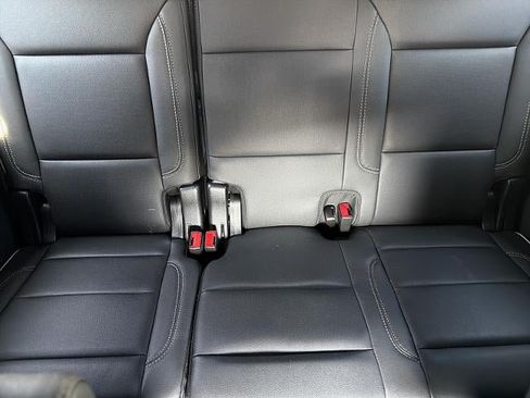 Used 2023 Chevrolet Tahoe Premier AWD/4WD image 22