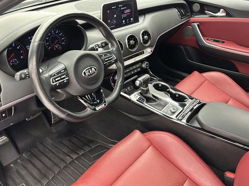 Used 2020 Kia Stinger GT-Line w/ Sun & Sound Package AWD/4WD image 12