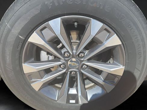Used 2025 Chevrolet Equinox LT w/ Convenience Package II FWD image 14