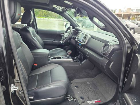 Certified 2022 Toyota Tacoma TRD Pro image 11