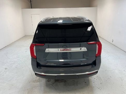 Used 2021 GMC Yukon SLT w/ SLT Luxury Package AWD/4WD image 4