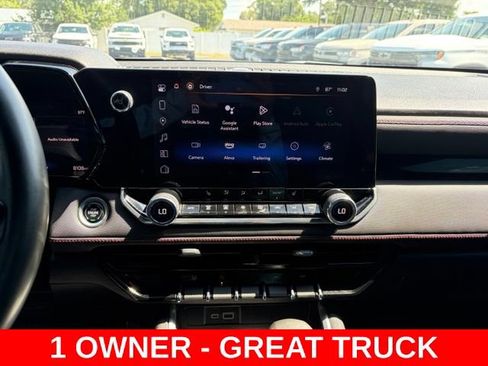 Used 2024 Chevrolet Colorado Z71 w/ Z71 Convenience Package 2 AWD/4WD image 22