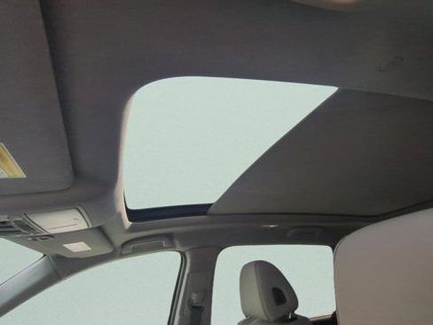 Used 2023 Acura MDX FWD w/ Technology Package image 11