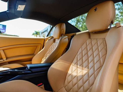 Used 2014 Ferrari California RWD image 40
